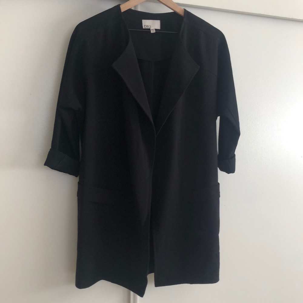 Loose black blazer